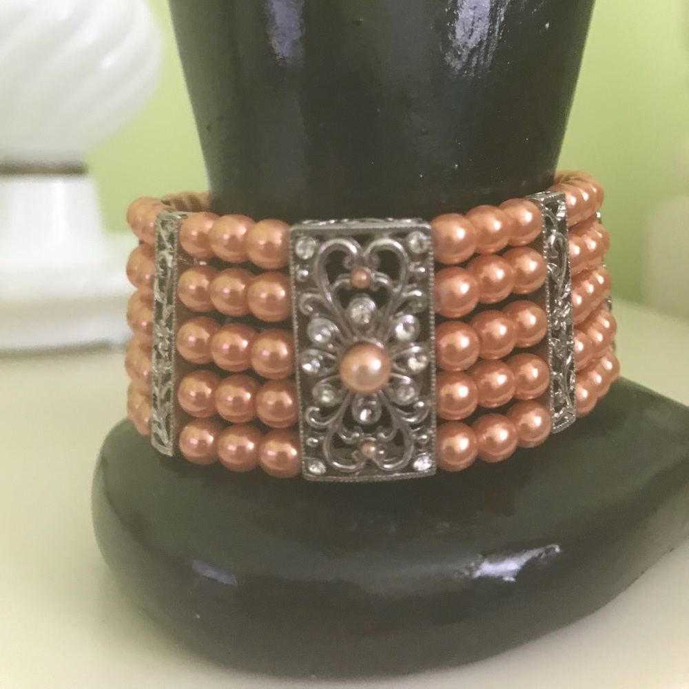 Baby pearl bracelet